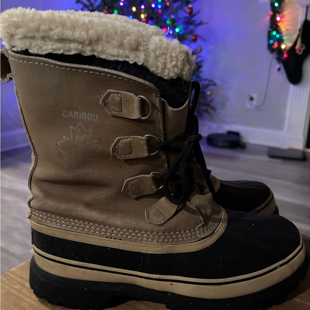 Caribou sorel boots. Made in Canada